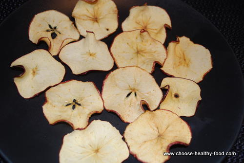 dehydrated fruit: apples