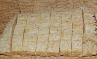 cut tempeh